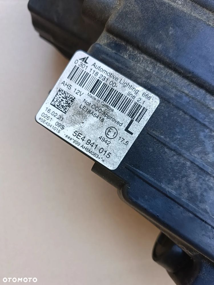 Full Led przedni lewy Skoda Octavia IV 4 lampa 5E4941015 - 4