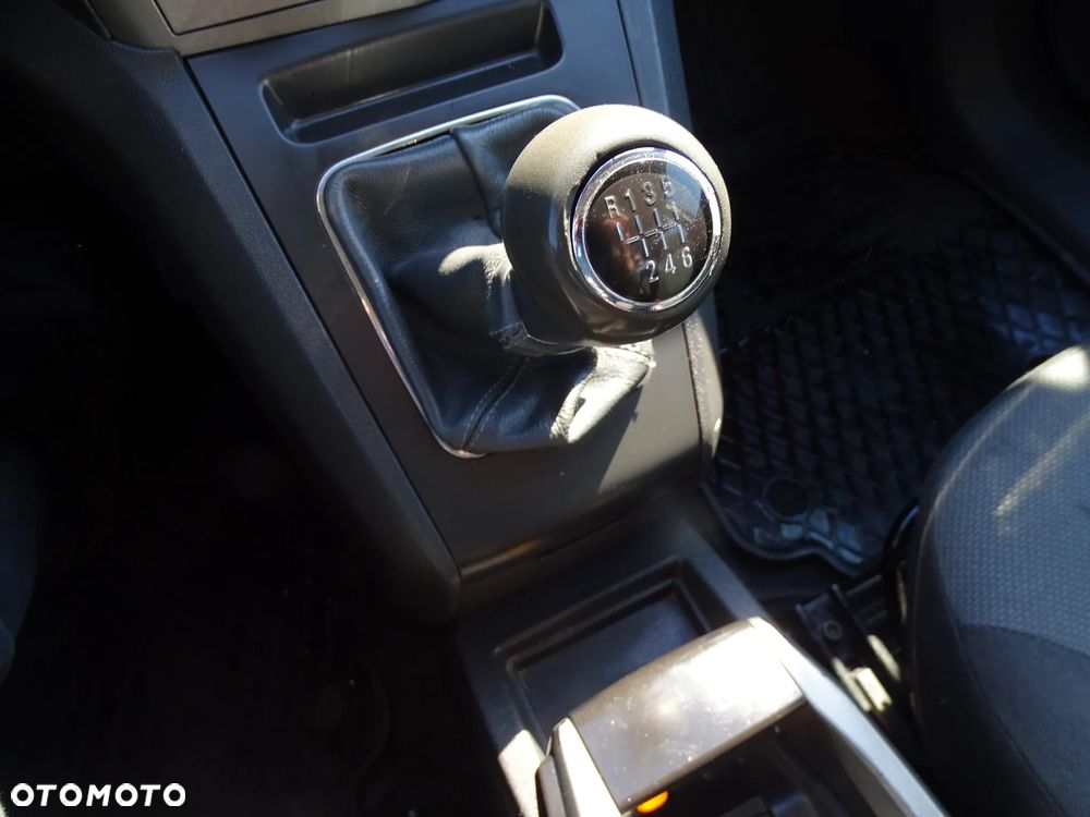 Opel Zafira 2.2 Enjoy - 10