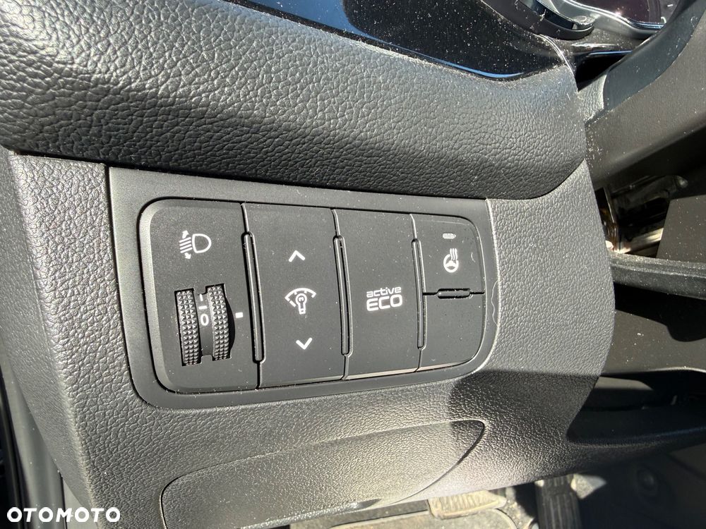 Kia Ceed 1.6 GDI DCT Vision - 23