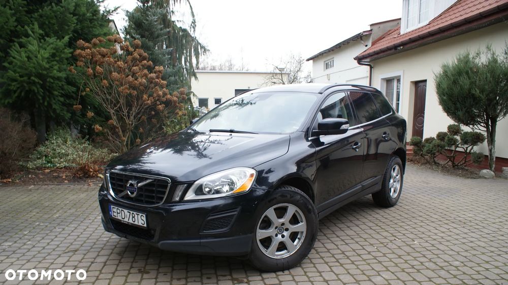 Volvo XC 60 D3 AWD Momentum - 1