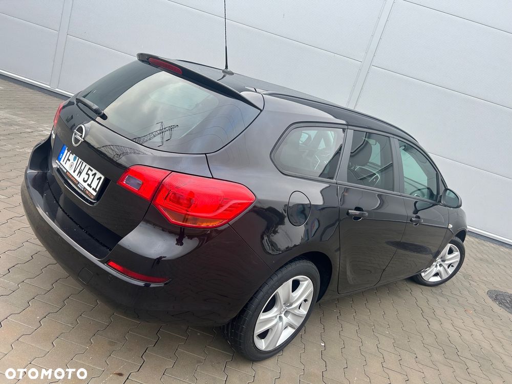Opel Astra 1.4 Turbo Edition Sport - 4