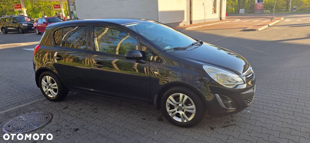 Opel Corsa 1.4 16V Enjoy - 3