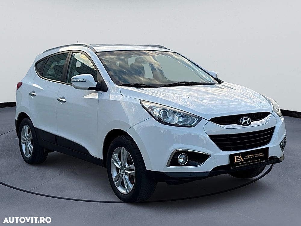 Hyundai ix35 1.7 CRDI 2WD blue Finale Silver - 11
