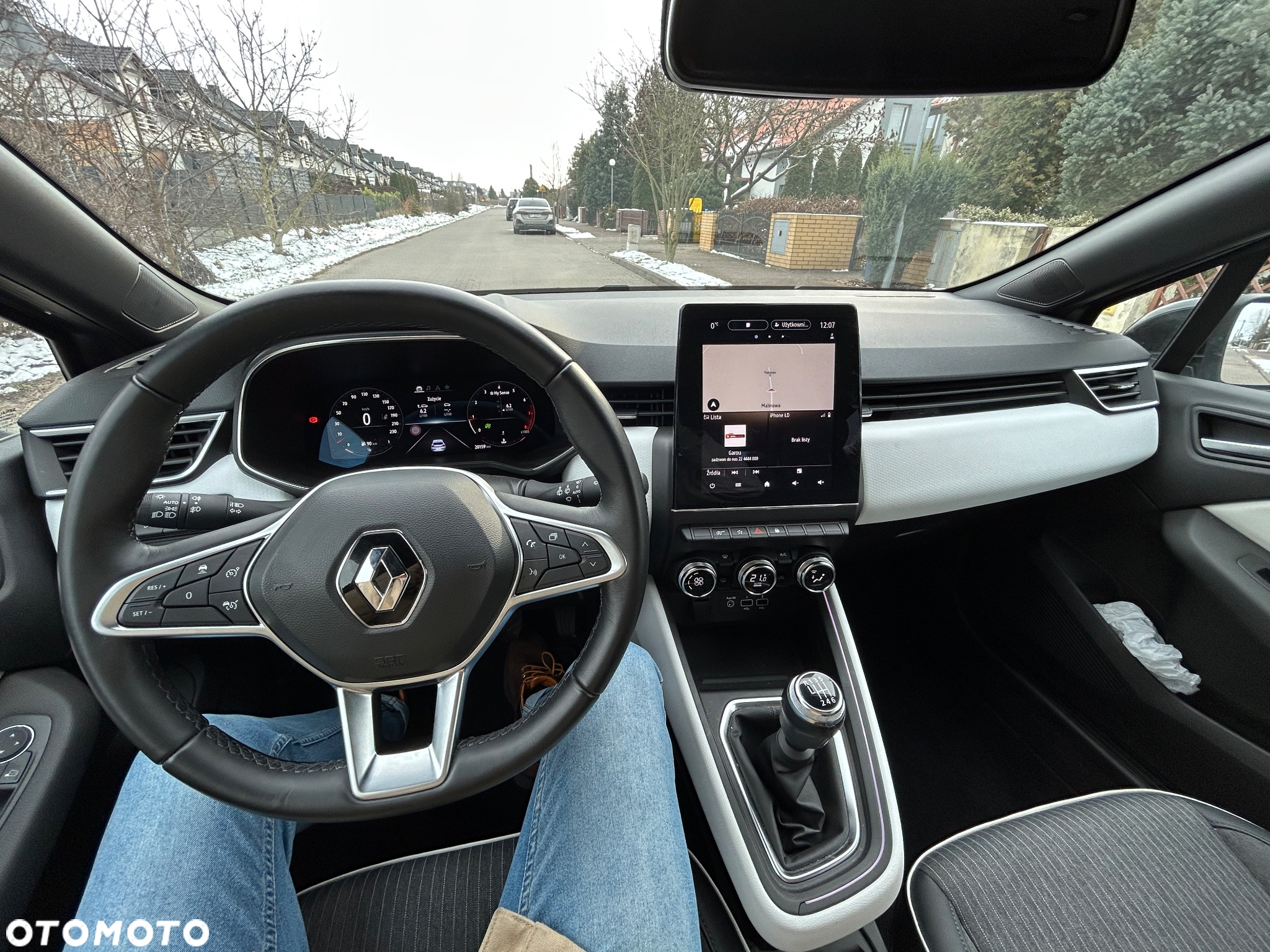 Renault Clio TCe 90 TECHNO - 24