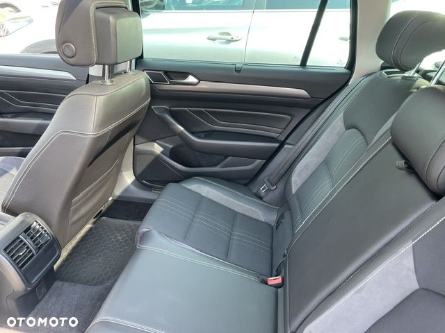 Volkswagen Passat Alltrack 2.0 TDI 4Mot DSG - 8