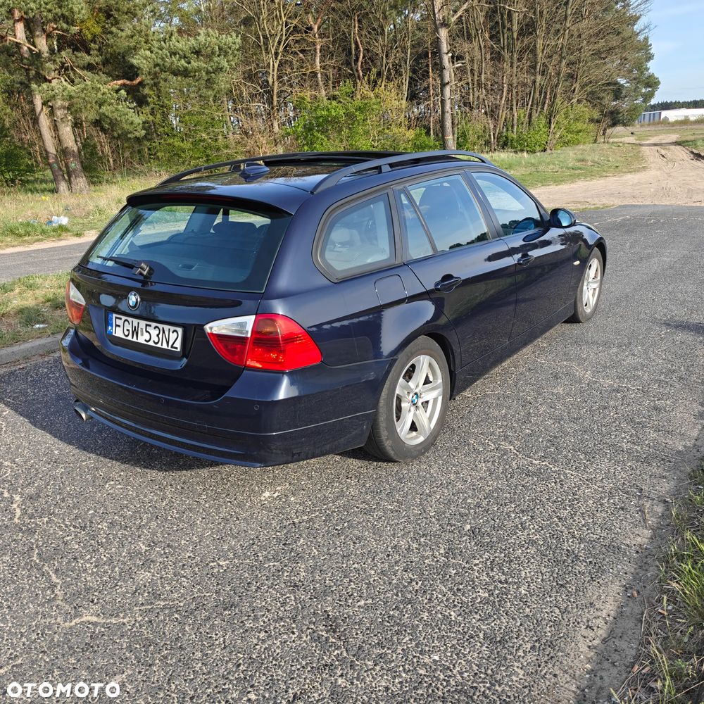 BMW Seria 3 320d - 9
