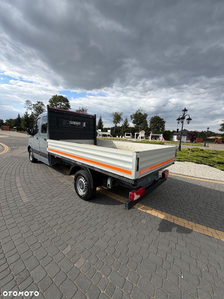 Mercedes-Benz Sprinter - 4