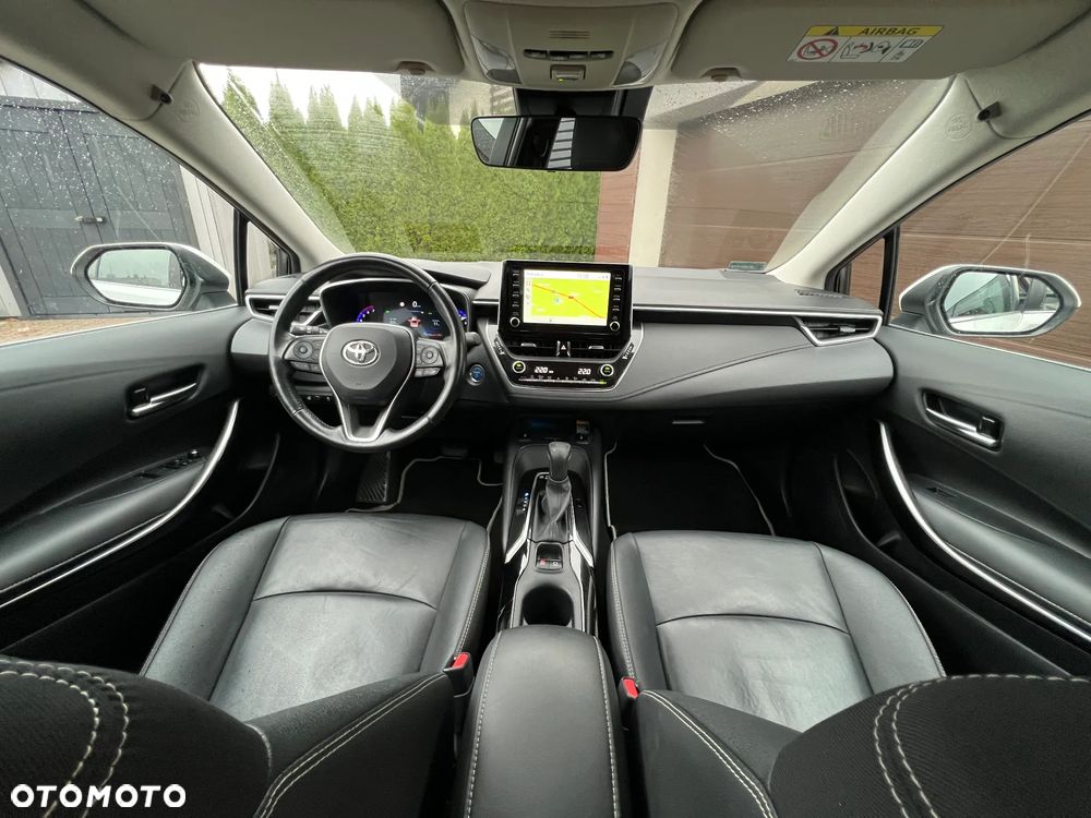Toyota Corolla 1.8 Hybrid Executive - 25