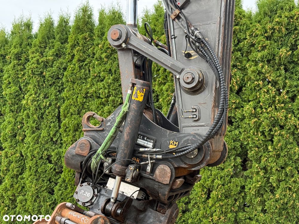 Volvo EC 220 EL - 19