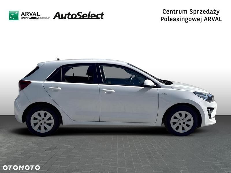 Kia Rio - 7