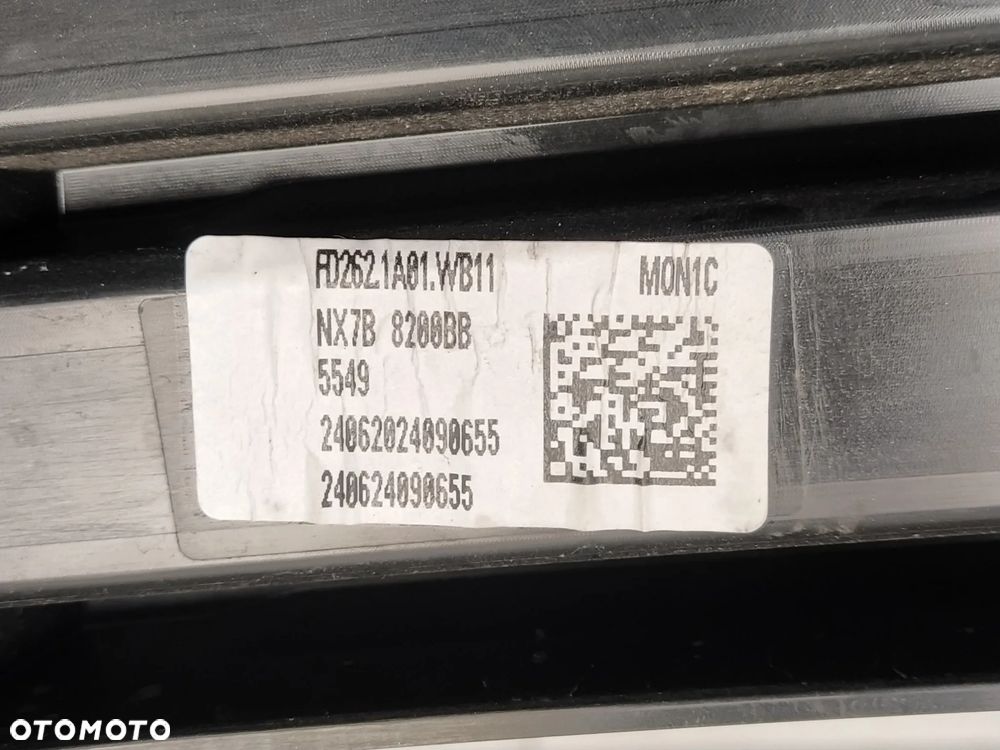 FORD FIESTA MK8 GRILL ATRAPA CHŁODNICY CHROM ZNACZEK KOMPLETNY ORYGINAŁ - 14