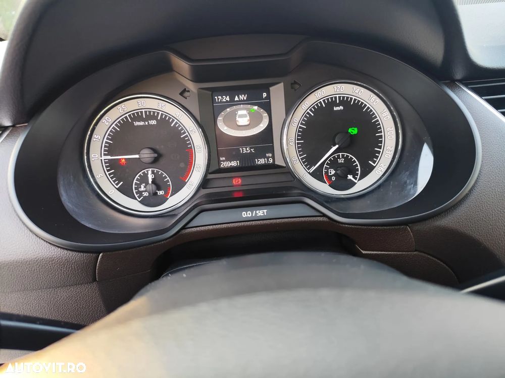 Skoda Octavia 2.0 TDI 4x4 DSG Laurin & Klement - 13