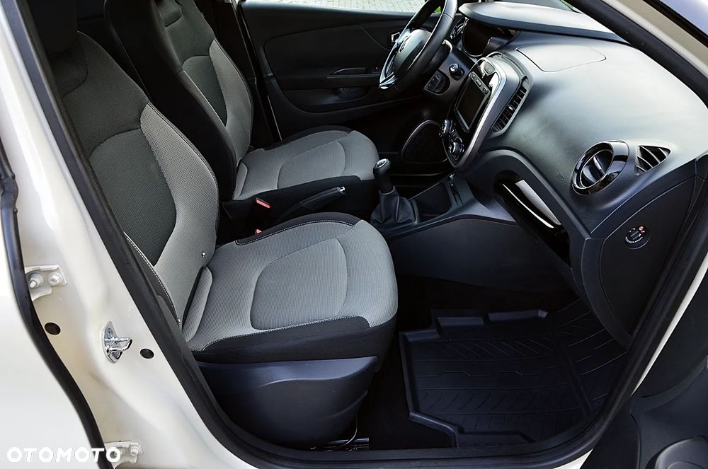 Renault Captur - 22