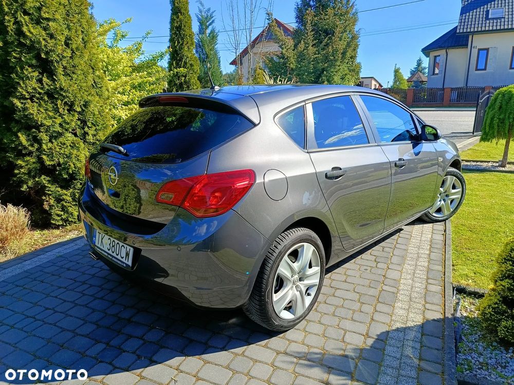 Opel Astra 1.4 T Cosmo - 2
