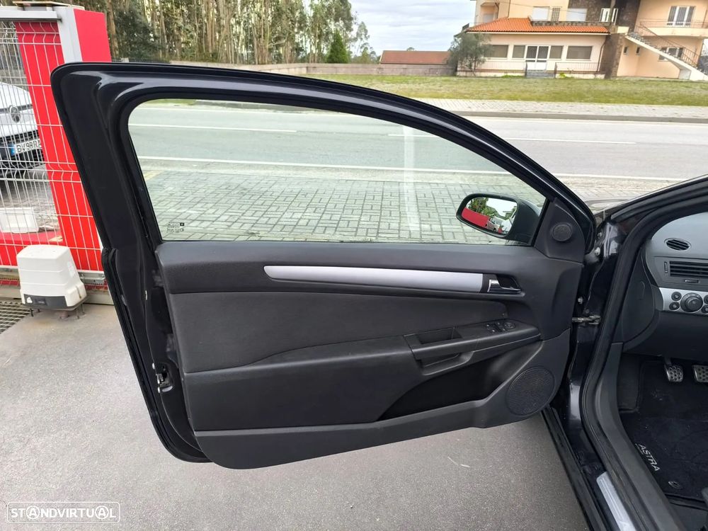 Opel Astra GTC 1.3 CDTI - 13