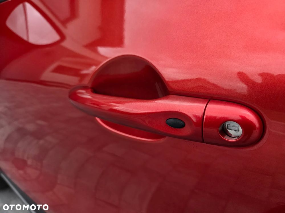 Renault Captur ENERGY TCe 120 EDC LIMITED - 16