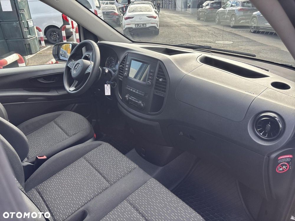 Mercedes-Benz Vito - 17