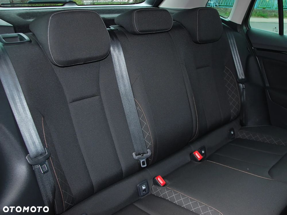 Skoda Kamiq 1.5 TSI Ambition - 11