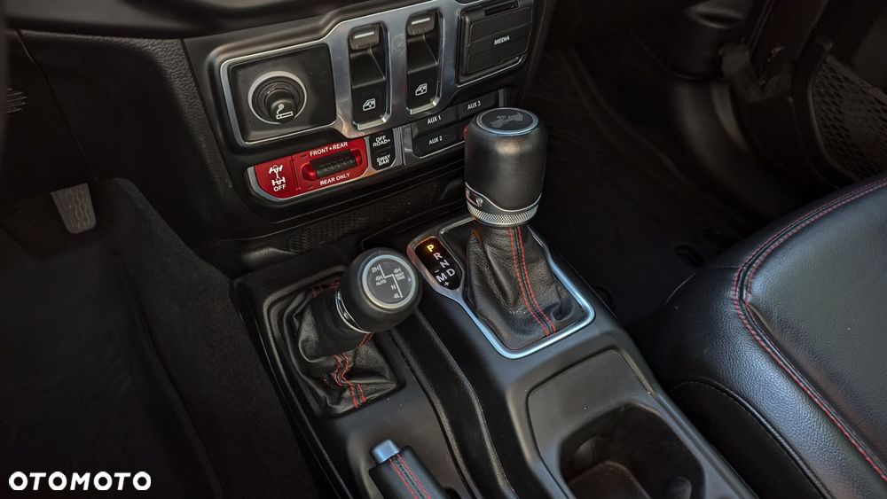 Jeep Wrangler GME 2.0 Turbo Rubicon - 29