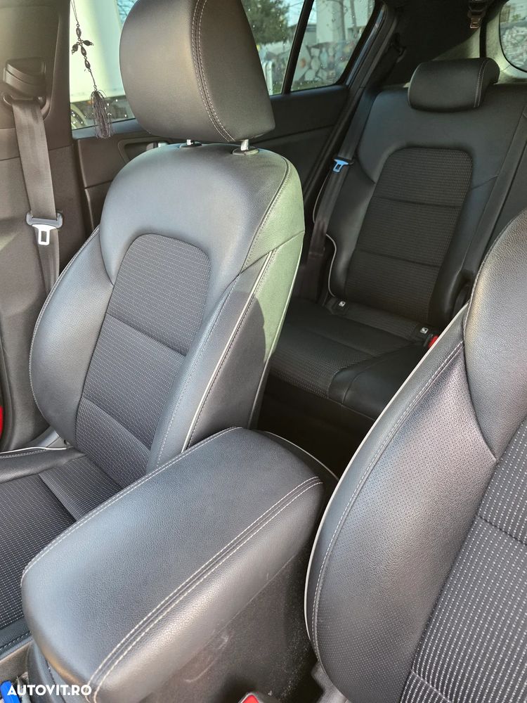 Kia Sportage 1.6 DSL MHEV 7DCT HP 4x2 GT Line - 9