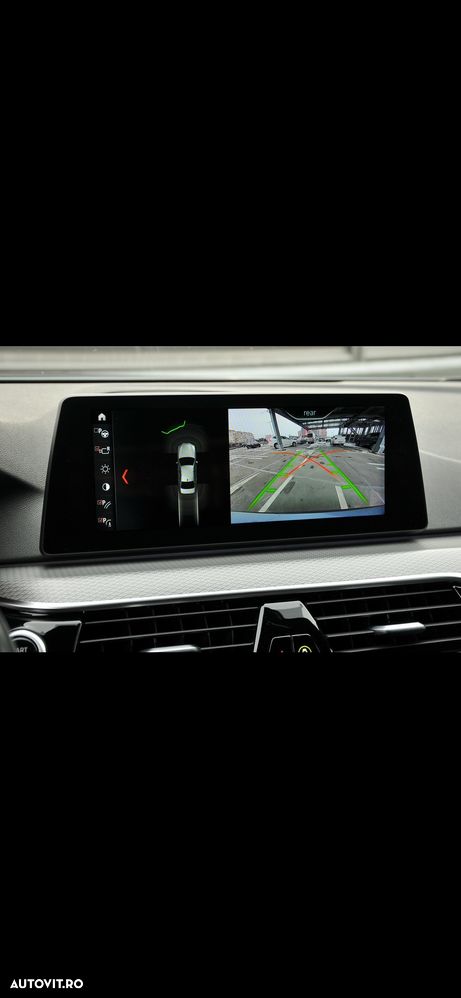 BMW Seria 5 530d xDrive Aut. - 12