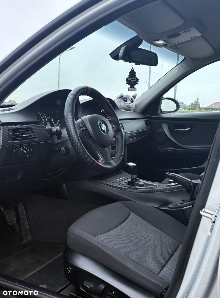 BMW Seria 3 - 21