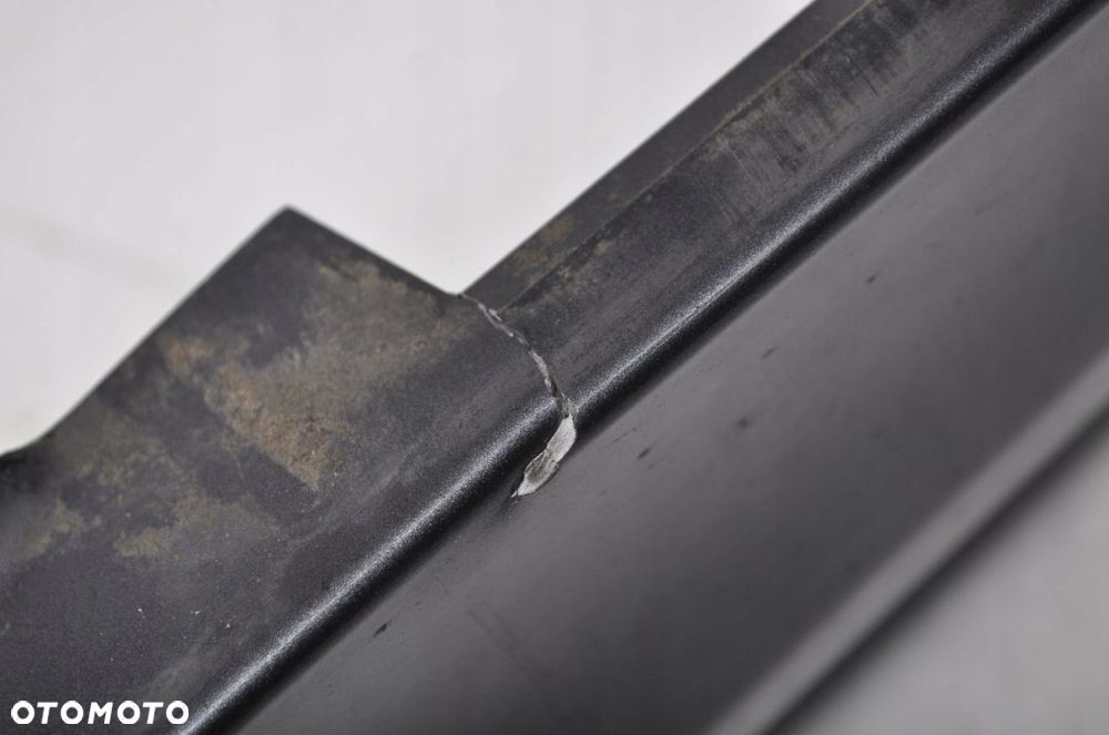 BMW F22 NAKŁADKA PROGOWA PRAWA B39 - 5