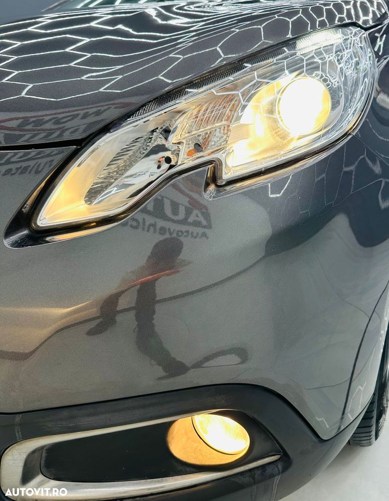 Peugeot 2008 PureTech 82 Style - 10