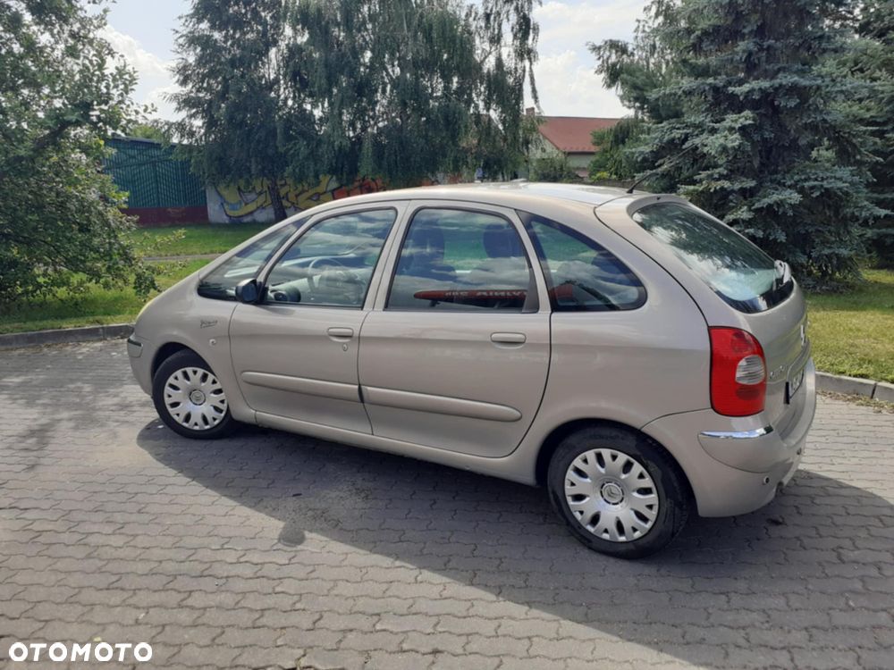Citroën Xsara Picasso 1.6i 16V SX - 1