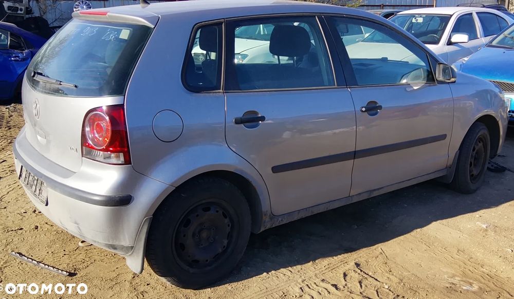 VW POLO 9N3 - 3