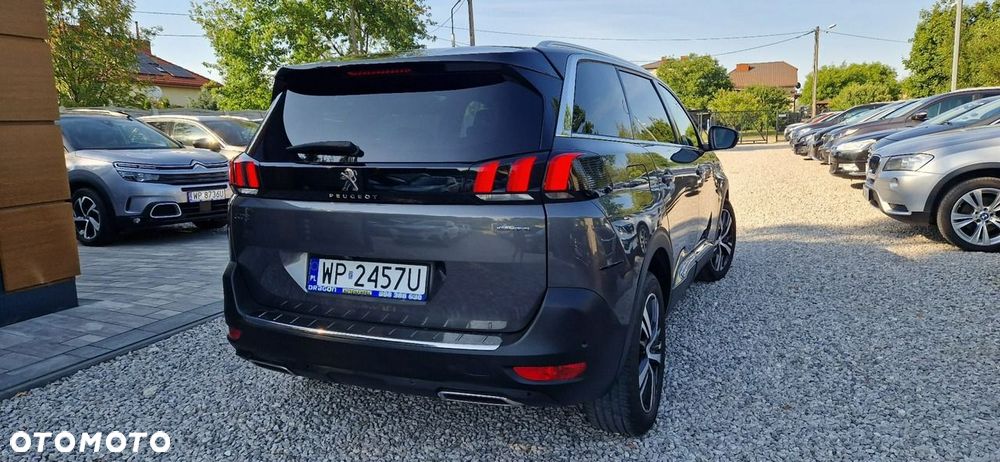 Peugeot 5008 - 9