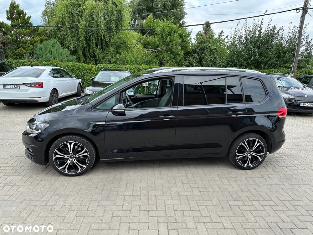 Volkswagen Touran - 5
