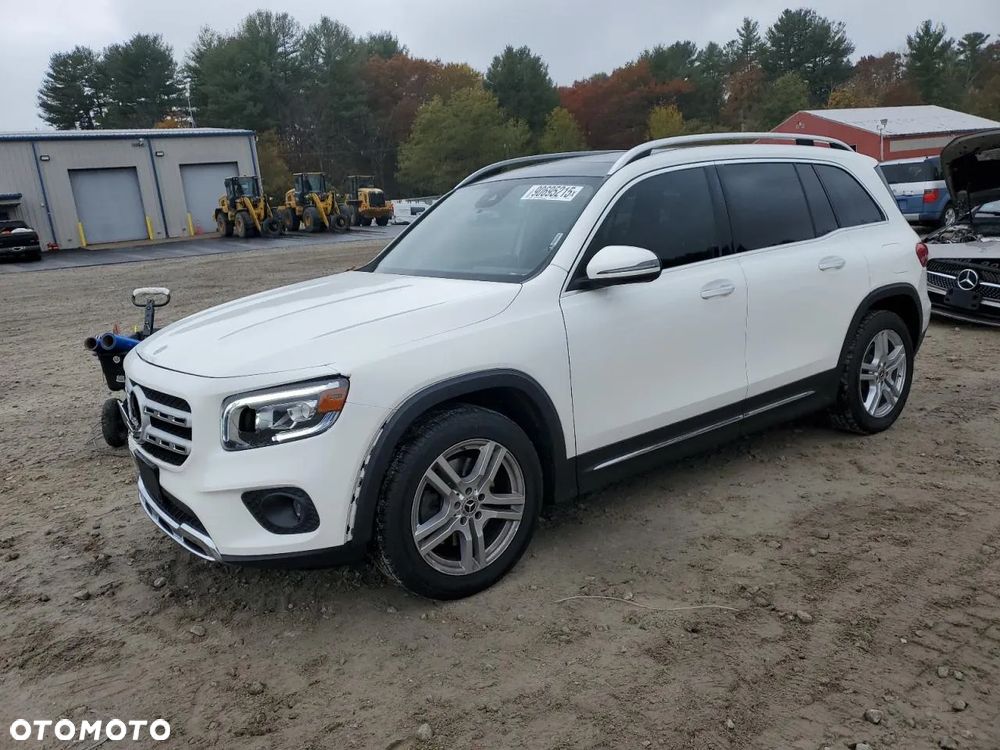 Mercedes-Benz GLB - 2