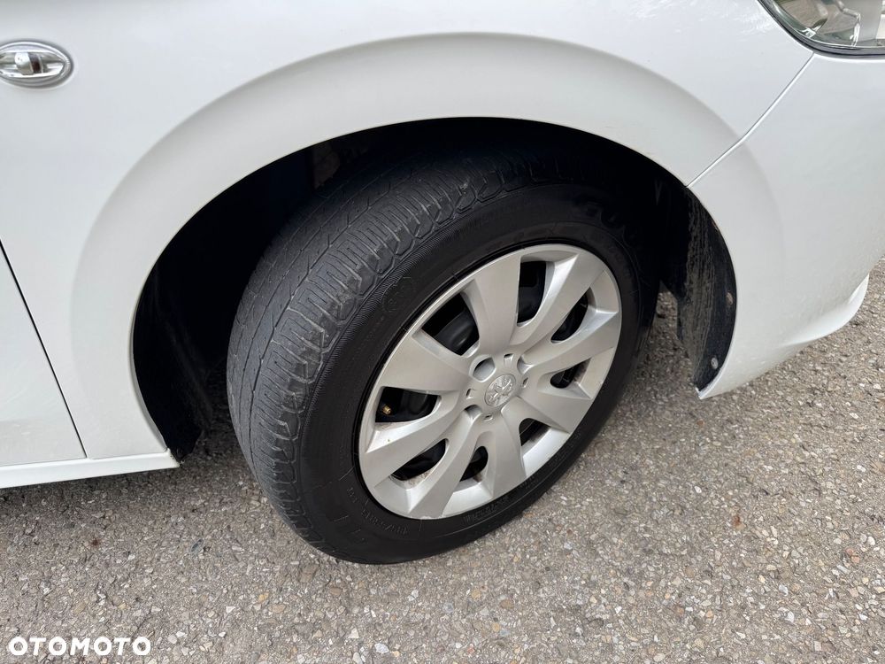 Peugeot 301 1.2 Pure Tech Active - 29