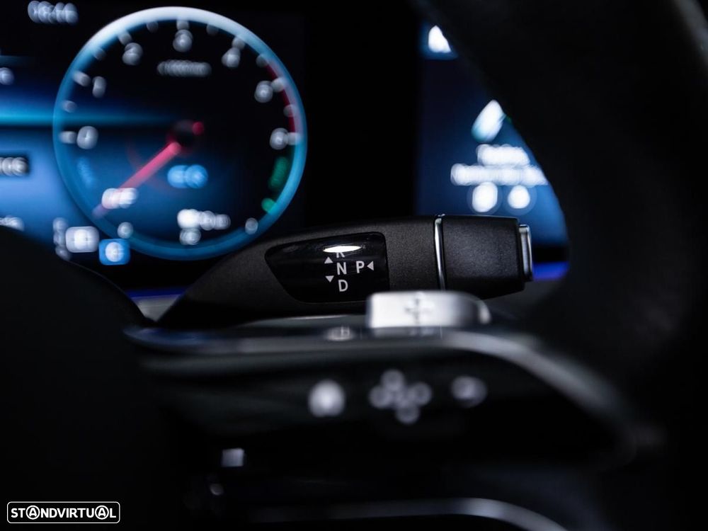 Mercedes-Benz E 300 de AMG Line - 27