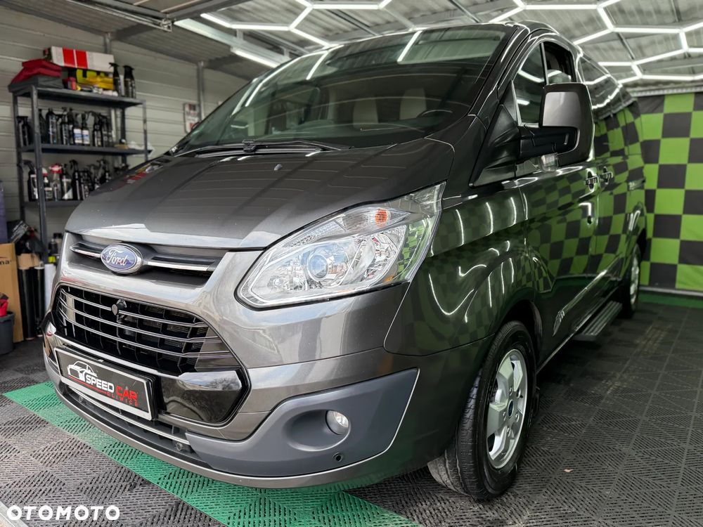 Ford Tourneo Custom 310 L2H1 VA Titanium - 25