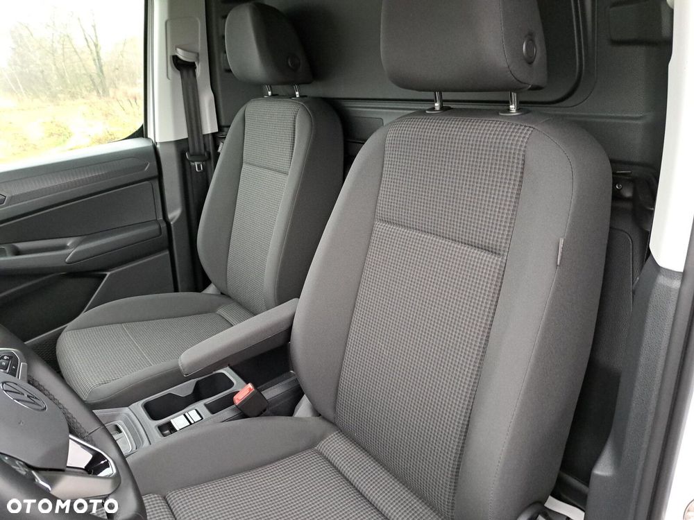 Volkswagen Caddy Maxi Cargo;    2,0 l TDI EU6 SCR 122 KM / skrzynia biegów: automatyczna DSG, 7-biegowa rozstaw osi: 2970 mm   Rozsz. L27 - 20