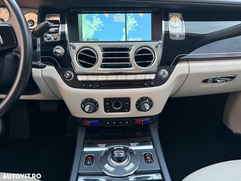 Rolls-Royce Ghost Standard - 30