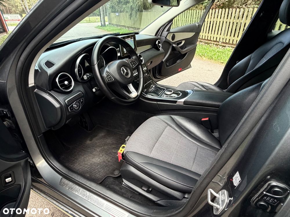 Mercedes-Benz Klasa C 180 d 9G-TRONIC - 27