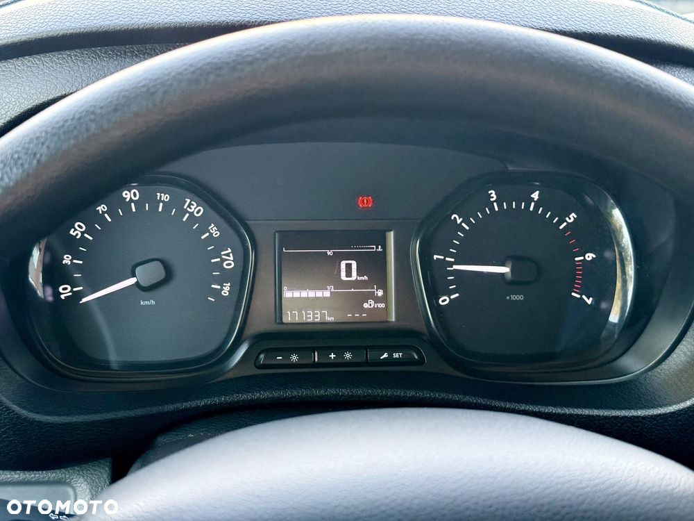 Toyota Proace - 15