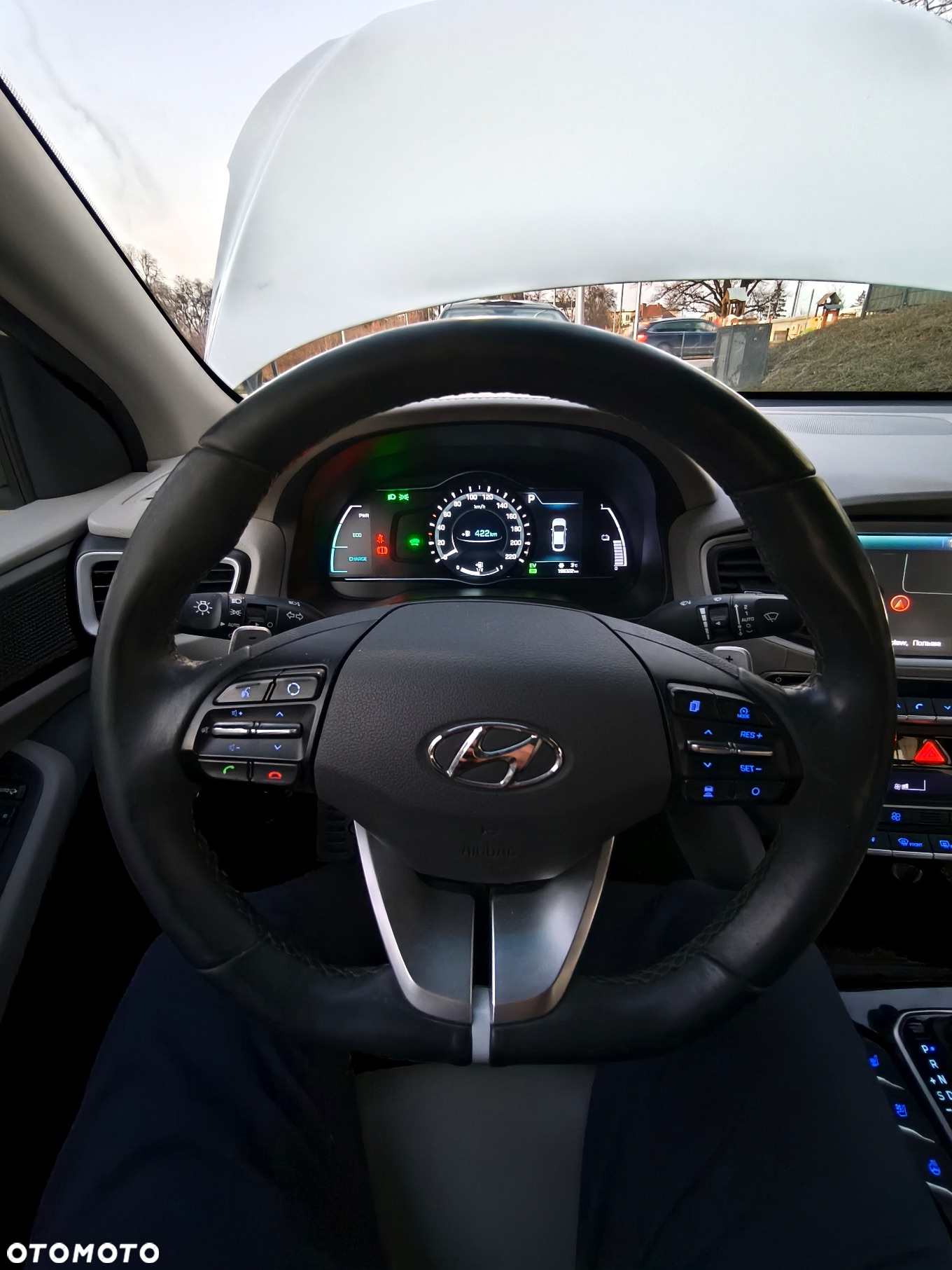 Hyundai IONIQ ver-hybrid-platinum - 6