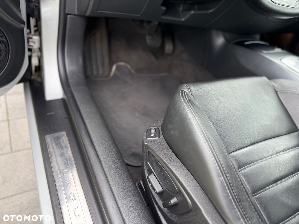 Renault Laguna Coupe dCi 175 FAP - 14