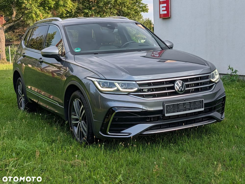 Volkswagen Tiguan 2.0 TDI SCR 4MotION DSG R-Line - 9
