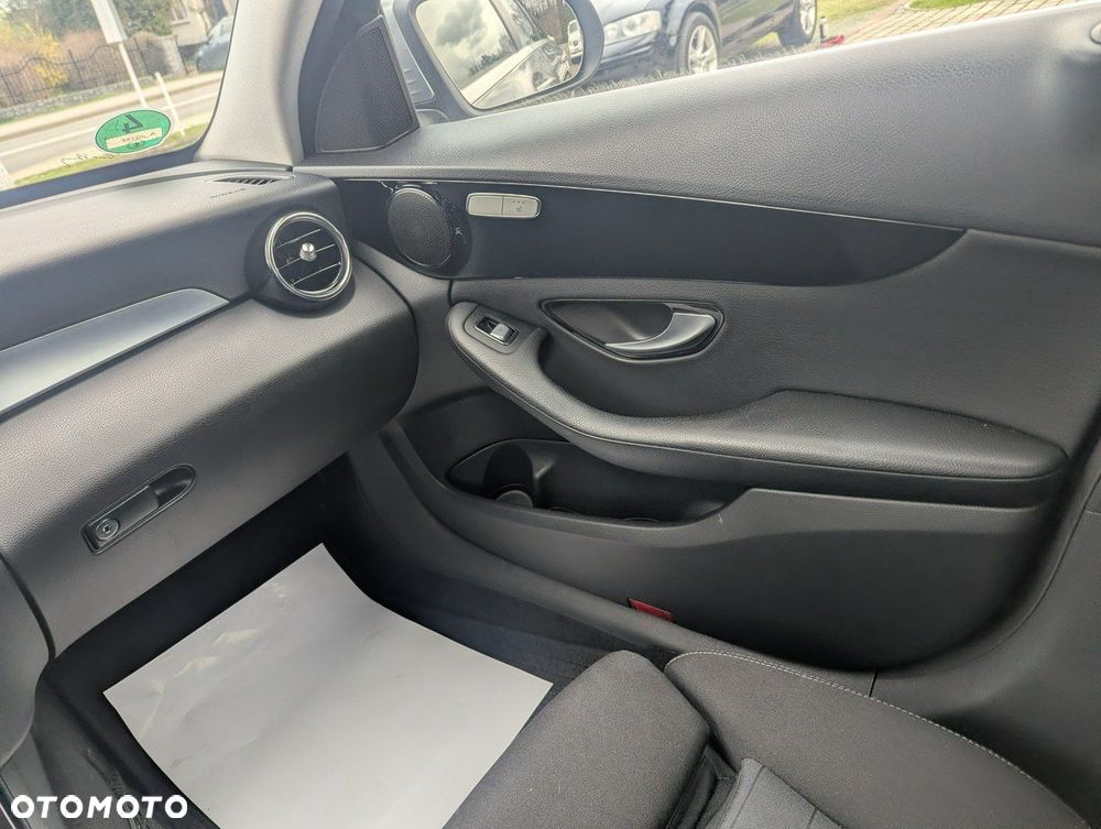 Mercedes-Benz Klasa C 220 (BlueTEC) d AMG Line - 18