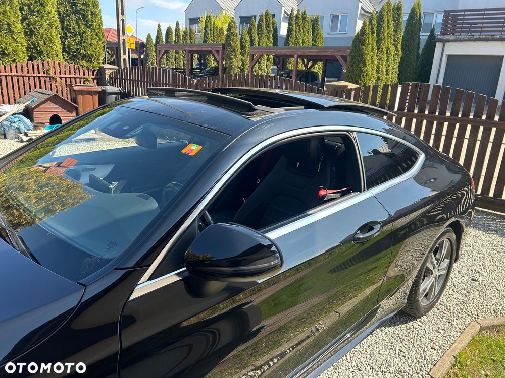 Mercedes-Benz Klasa C 250 7G-TRONIC AMG Line - 17