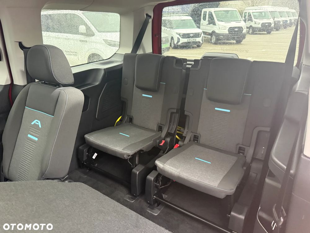 Ford Tourneo Connect Grand - 8