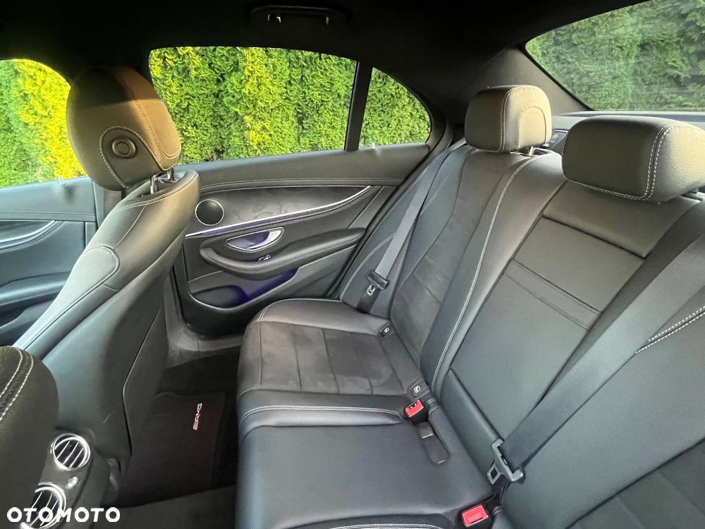 Mercedes-Benz Klasa E 220 d 4-Matic 9G-TRONIC - 10