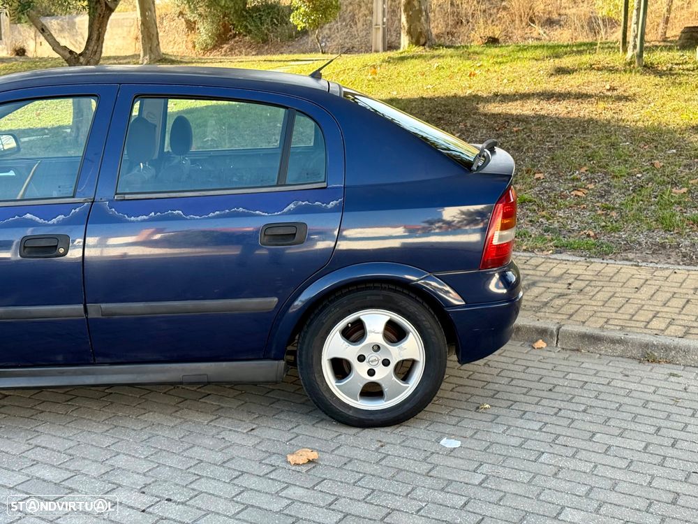 Opel Astra 1.4 Sport - 3