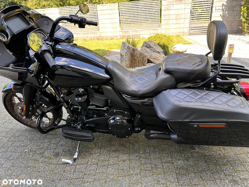 Harley-Davidson Touring Road Glide - 15