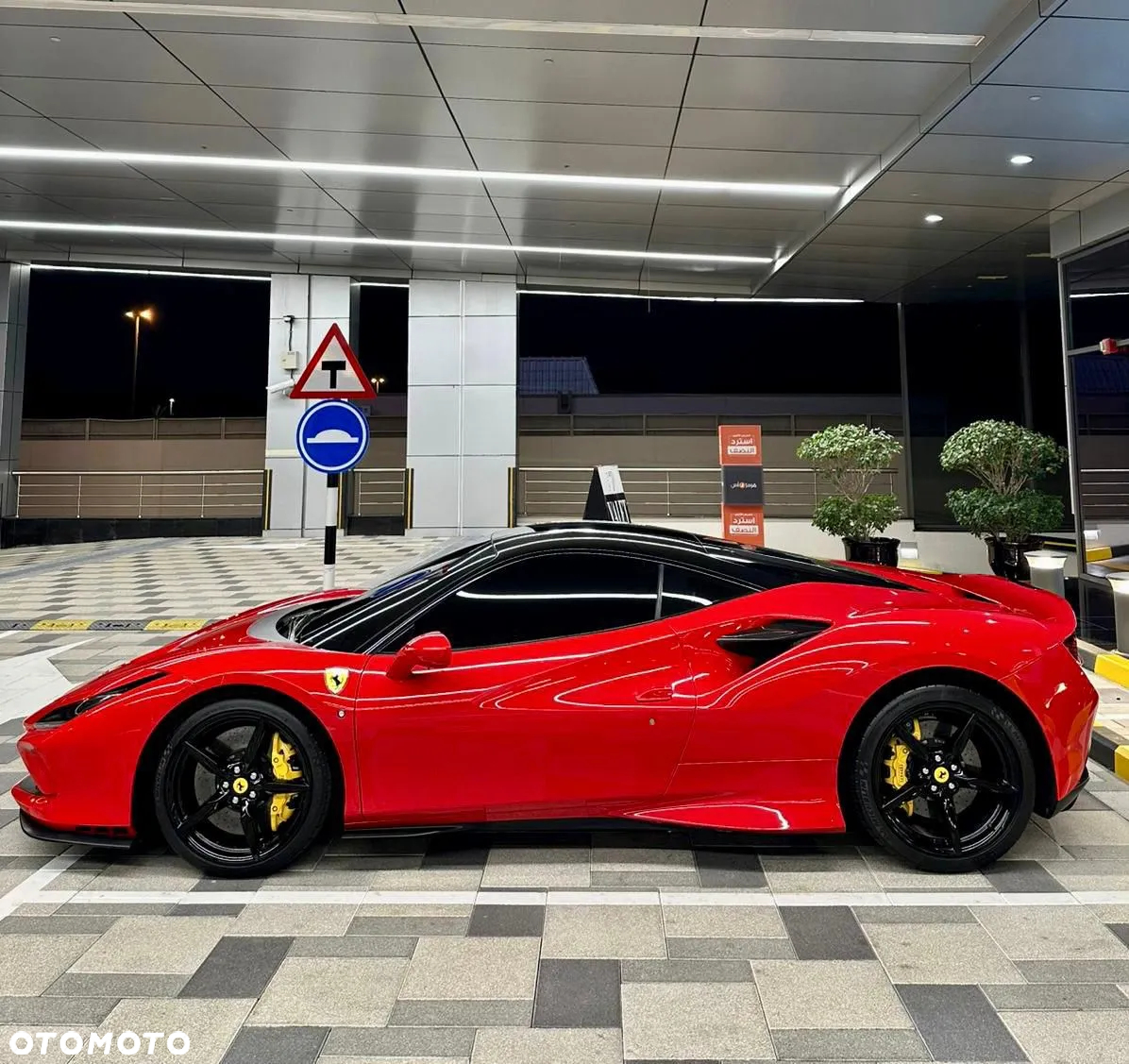 Ferrari F8 Tributo - 4